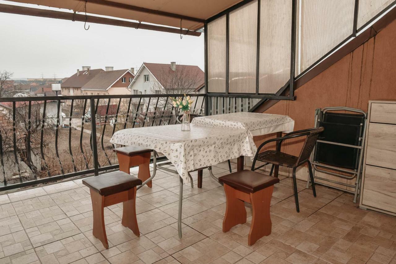 Vila Delia Hotel Oradea Ngoại thất bức ảnh